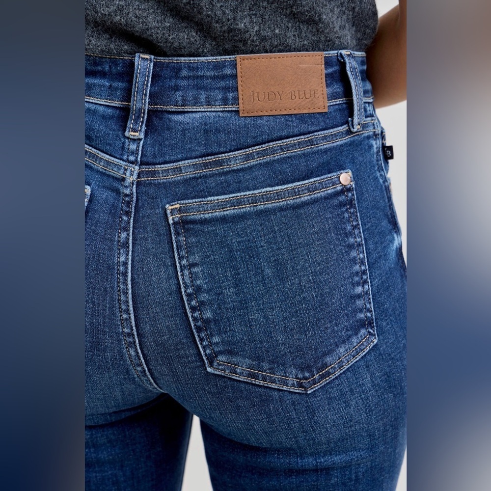 MAKE OFFER Judy Blue PETITE Jasmine Dark Blue Flare Jeans - Picture 7 of 9